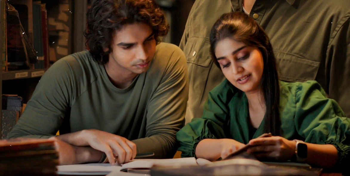 Scene from 'Ibe' music video. Featuring singer Ruwan Hettiarachchi and actress/environmentalist Michelle Dilhara.